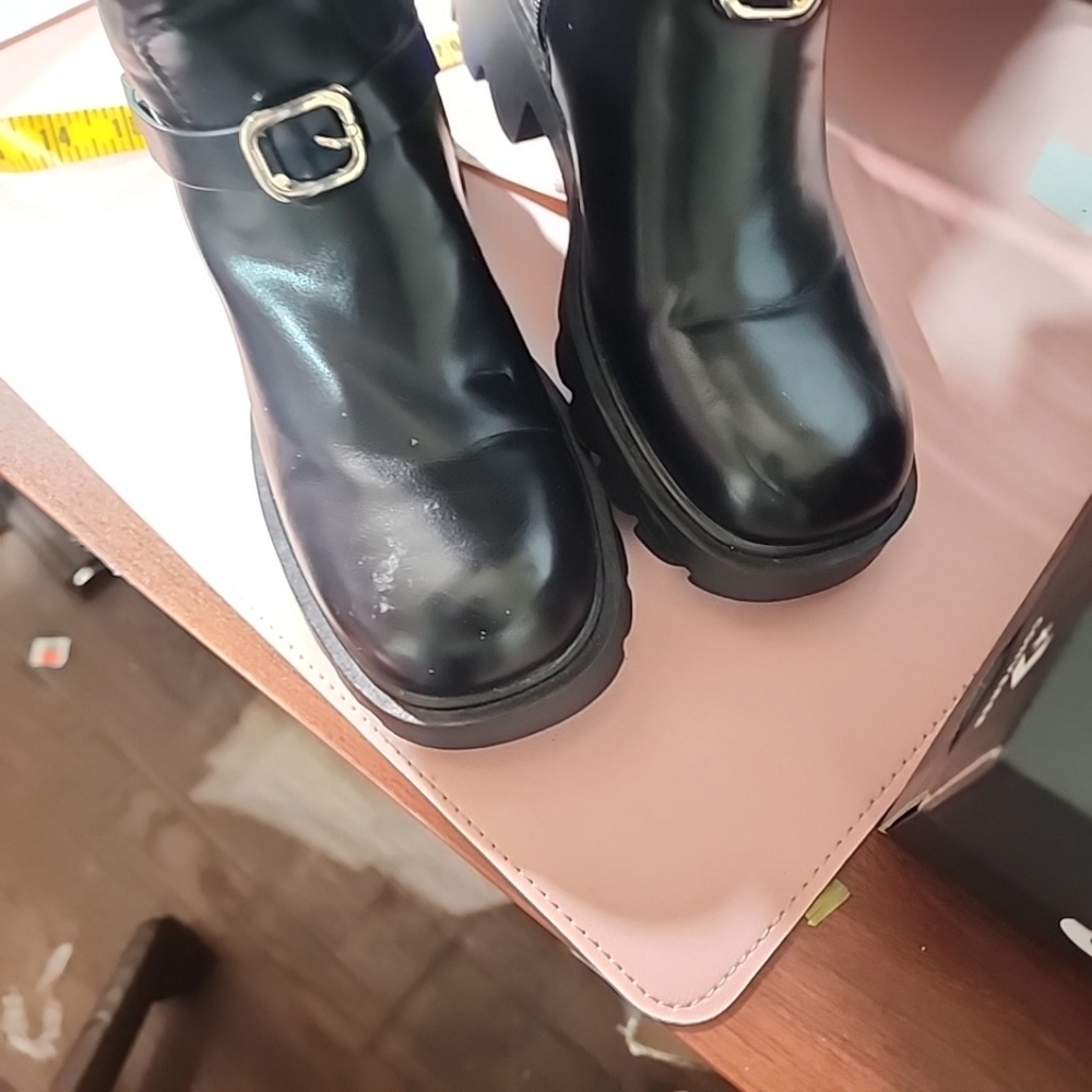 Yes Mile Faux Fur Lined Knee High Boots. Size 6 - Picture 5 of 8